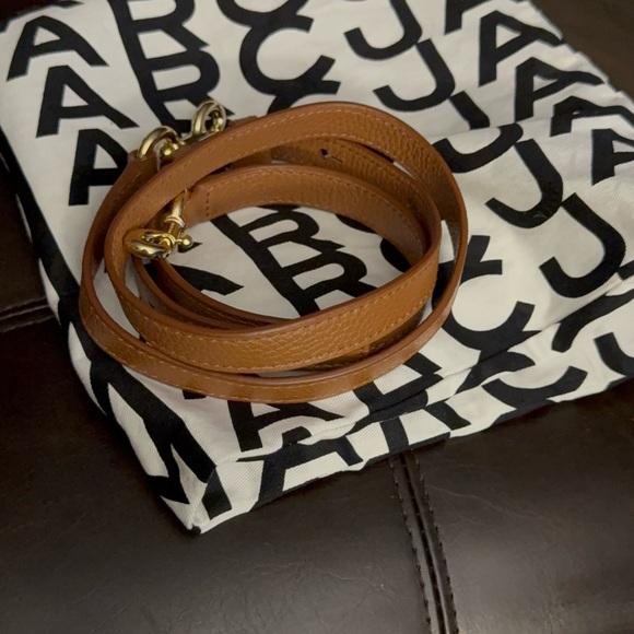 Authentic Marc Jacobs Leather Medium Argan Oil Tote - Picture 7 of 7